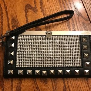 Bling wallet 🖤 or wristlet